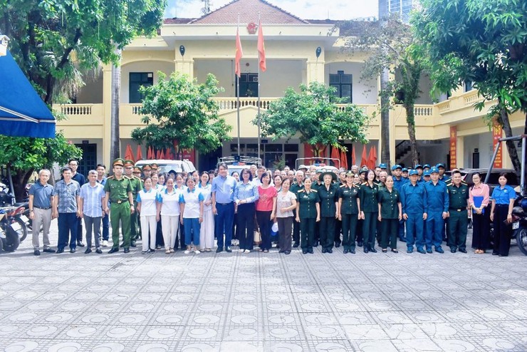 🌿 PHƯỜNG ĐẠI MỖ PHÁT ĐỘNG PHONG TRÀO “TOÀN DÂN CHUNG TAY BẢO VỆ MÔI TRƯỜNG, VÌ THỦ ĐÔ XANH - SẠCH - ĐẸP”- Ảnh 1.