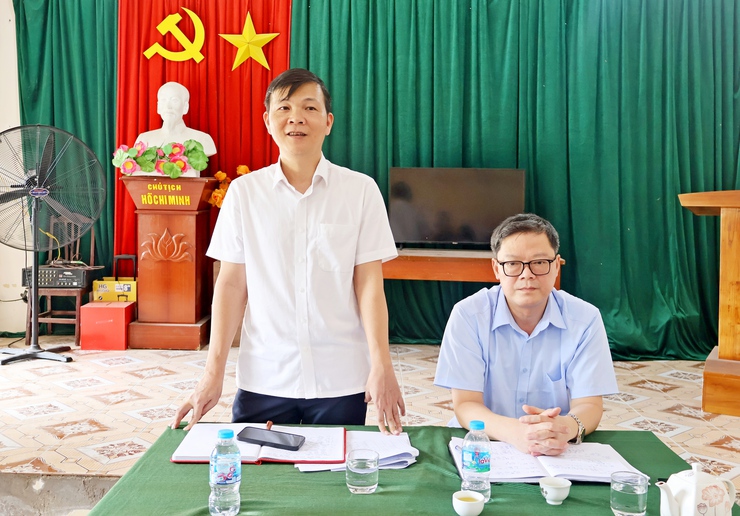 Xã Đoài Phương làm việc với 15 thôn về sắp xếp thôn và bố trí người hoạt động không chuyên trách- Ảnh 3.