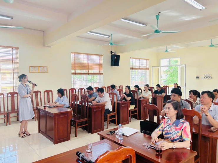TRẠM Y TẾ XÃ DƯƠNG HOÀ TỔ CHỨC TẬP HUẤN PHÒNG, CHỐNG TÁC HẠI CỦA THUỐC LÁ- Ảnh 3.