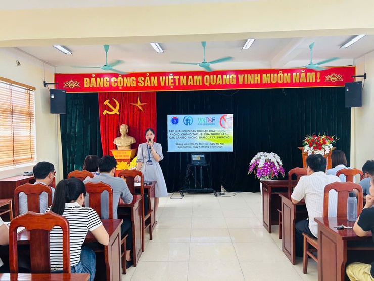 TRẠM Y TẾ XÃ DƯƠNG HOÀ TỔ CHỨC TẬP HUẤN PHÒNG, CHỐNG TÁC HẠI CỦA THUỐC LÁ- Ảnh 2.