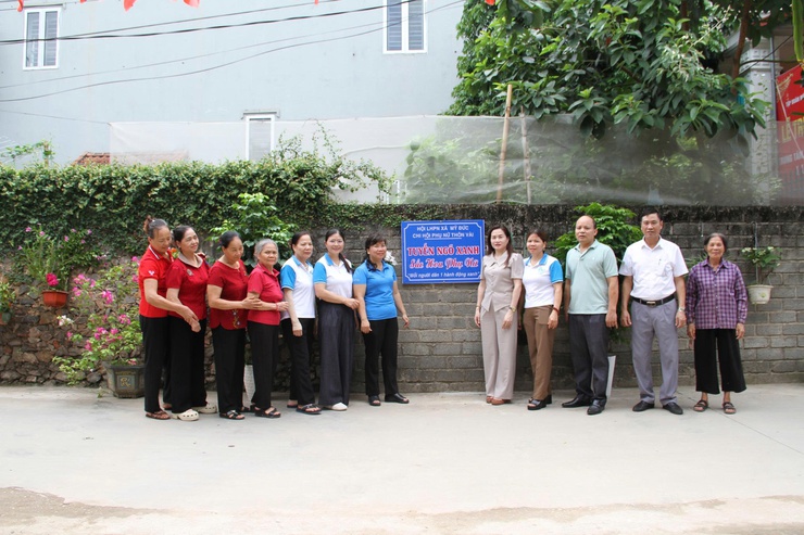 Xã Mỹ Đức phát động ra quân hưởng ứng phong trào “ Toàn dân bảo vệ môi trường vì Thủ đô xanh - sạch - đẹp”- Ảnh 14.