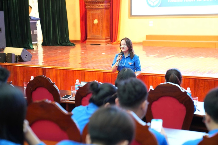 Tuổi trẻ hành chính công đồng hành cùng chuyển đổi số cộng đồng- Ảnh 3.