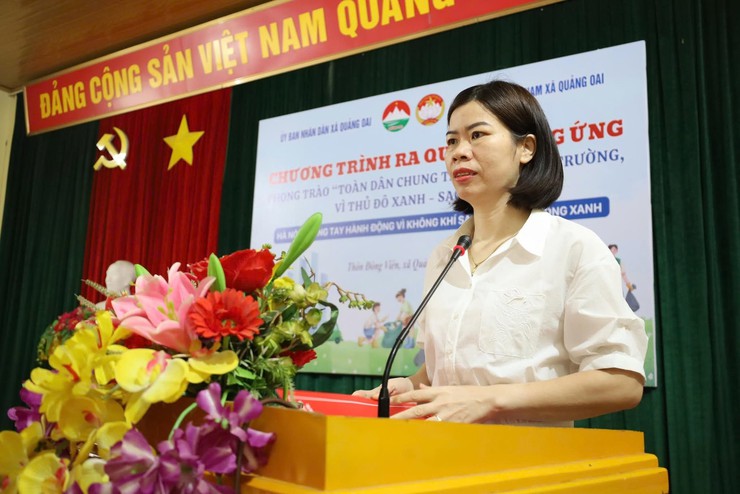 Quảng Oai phát động phong trào thi đua “Toàn dân chung tay bảo vệ môi trường, vì một Thủ đô xanh - sạch - đẹp”- Ảnh 1.