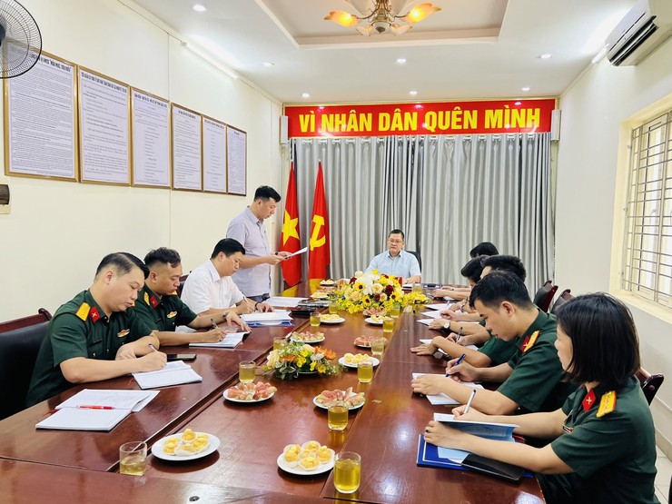 CHI BỘ QUÂN SỰ PHƯỜNG VĂN MIẾU - QUỐC TỬ GIÁM TỔ CHỨC SINH HOẠT THƯỜNG KỲ THÁNG 6/2026- Ảnh 1.