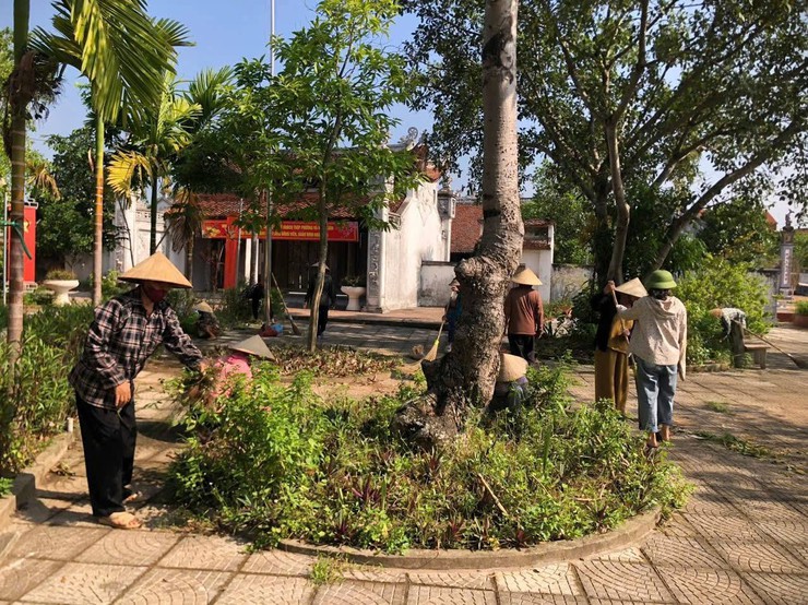 Quảng Oai phát động phong trào thi đua “Toàn dân chung tay bảo vệ môi trường, vì một Thủ đô xanh - sạch - đẹp”- Ảnh 17.