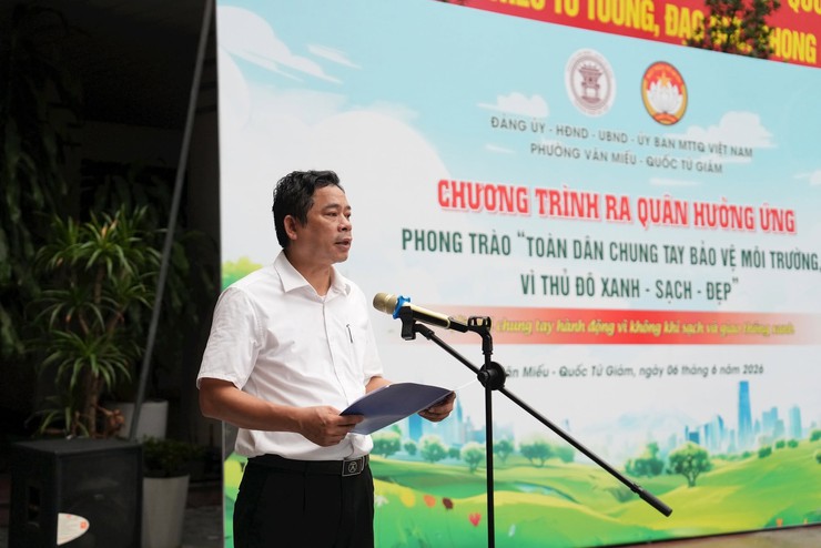 PHƯỜNG VĂN MIẾU - QUỐC TỬ GIÁM: ĐỒNG LOẠT RA QUÂN XÂY DỰNG MÔI TRƯỜNG XANH - SẠCH - ĐẸP- Ảnh 1.