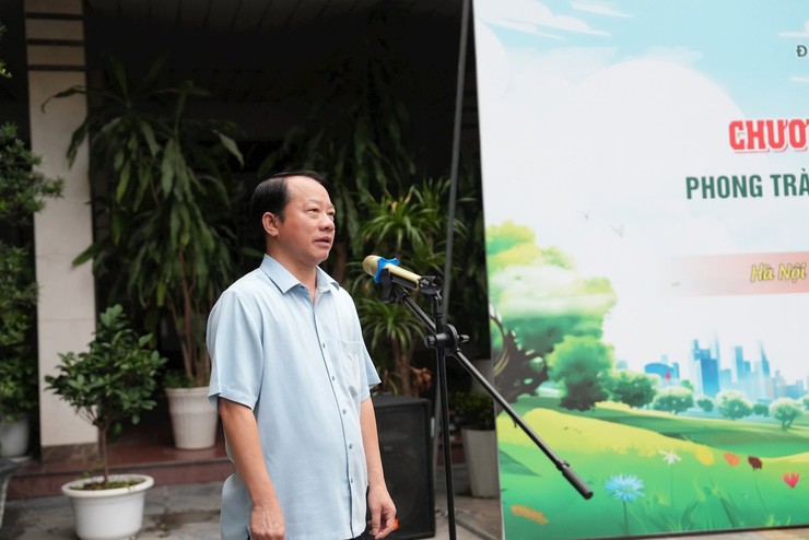 PHƯỜNG VĂN MIẾU - QUỐC TỬ GIÁM: ĐỒNG LOẠT RA QUÂN XÂY DỰNG MÔI TRƯỜNG XANH - SẠCH - ĐẸP- Ảnh 2.