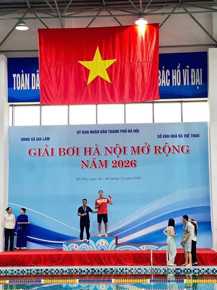 Phường Xuân Phương giành 2 Huy chương Bạc tại Giải Bơi Hà Nội mở rộng năm 2026- Ảnh 1.