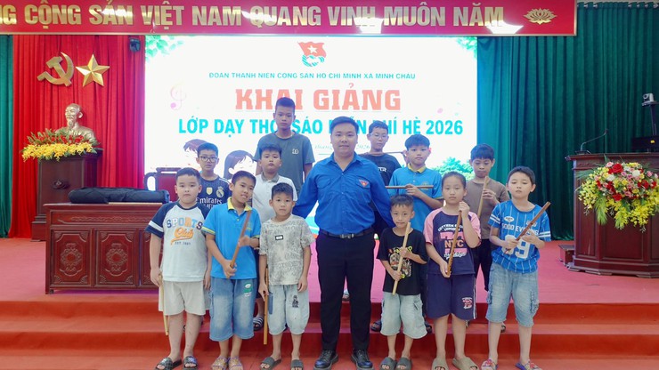 Đoàn Thanh niên Cộng sản Hồ Chí Minh xã Minh Châu: khai giảng lớp dạy thổi sáo miễn phí dịp Hè 2026- Ảnh 1.