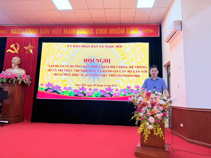 ỨNG DỤNG CÔNG NGHỆ SỐ TRONG QUẢN TRỊ CÔNG VỤ: XÃ NGỌC HỒI TRIỂN KHAI DIỆN RỘNG HỆ THỐNG HANOIWORK- Ảnh 1.