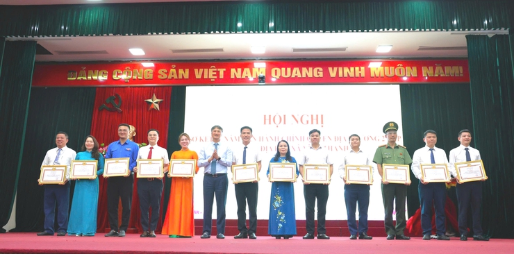 XÃ VĨNH THANH SƠ KẾT 01 NĂM THỰC HIỆN MÔ HÌNH CHÍNH QUYỀN ĐỊA PHƯƠNG 02 CẤP, PHÁT ĐỘNG THI ĐUA GIAI ĐOẠN 2026 - 2030- Ảnh 11.