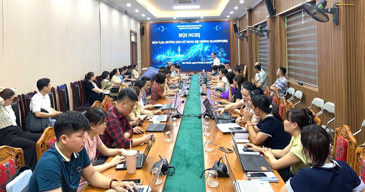 XÃ ĐẠI THANH: TỔ CHỨC ĐÀO TẠO, HƯỚNG DẪN SỬ DỤNG HỆ THỐNG HANOIWORK- Ảnh 1.