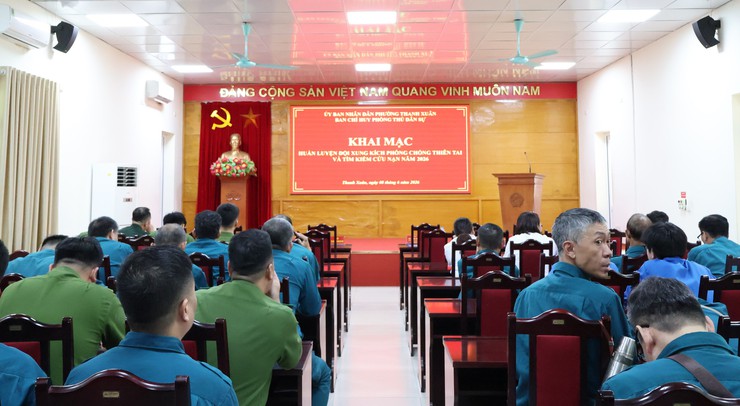 Phường Thanh Xuân khai mạc huấn luyện đội xung kích phòng, chống thiên tai và tìm kiếm cứu nạn năm 2026- Ảnh 3.