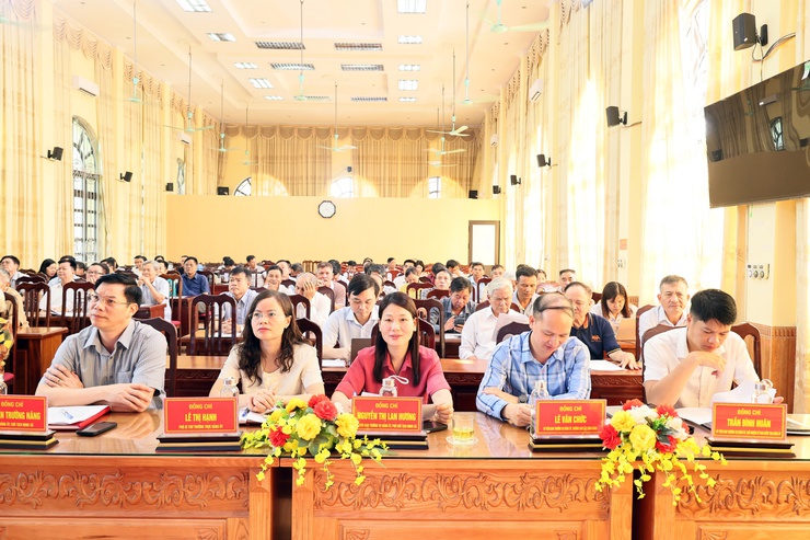 UBND xã Quảng Bị tổ chức Hội nghị triển khai xây dựng phương án sắp xếp thôn và dự kiến tên gọi các thôn sau sắp xếp trên địa bàn xã- Ảnh 3.