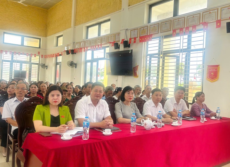 Đại biểu HĐND xã Phúc Lộc tiếp tục cử tri trước Kỳ họp thường lệ giữa năm 2026 – Đơn vị bầu cử số 4- Ảnh 1.