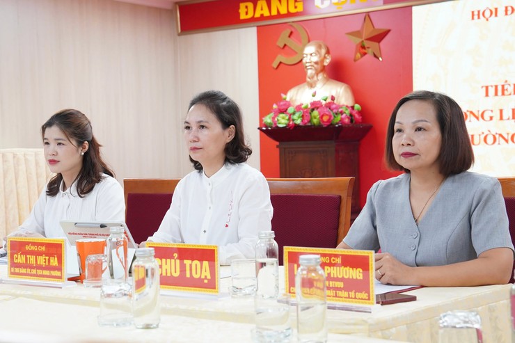 Thường trực HĐND phường Dương Nội tiếp xúc cử tri trước kỳ họp thường lệ giữa năm 2026- Ảnh 2.