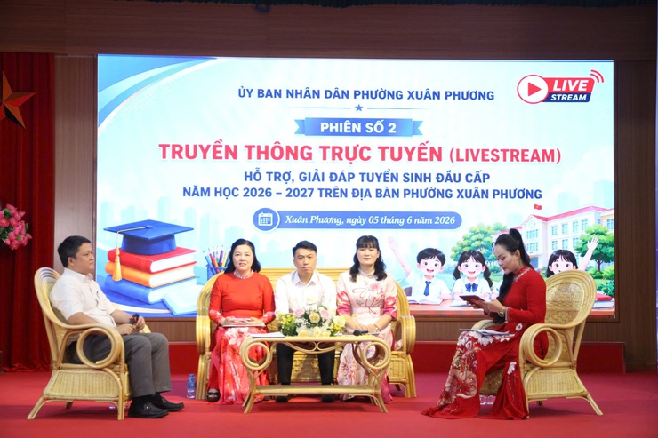 Phường Xuân Phương tổ chức thành công chương trình livestream hỗ trợ, giải đáp công tác giáo dục và đào tạo; tuyển sinh đầu cấp năm học 2026 – 2027- Ảnh 1.