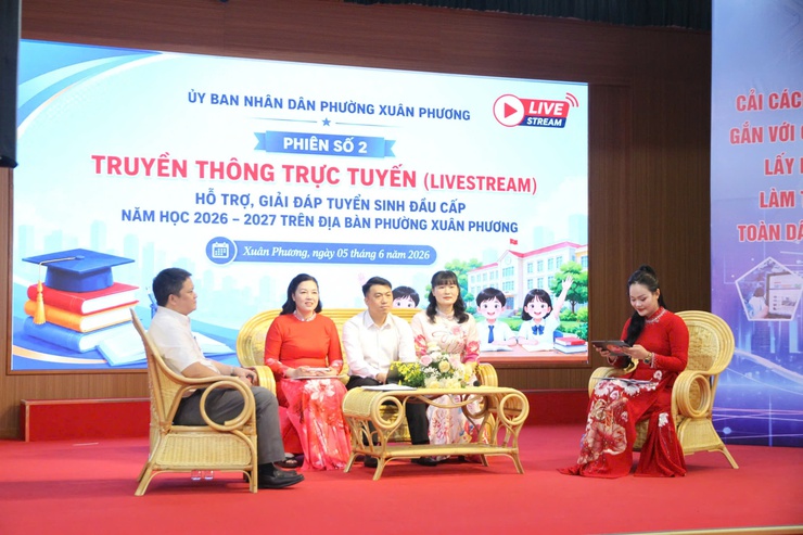 Phường Xuân Phương tổ chức thành công chương trình livestream hỗ trợ, giải đáp công tác giáo dục và đào tạo; tuyển sinh đầu cấp năm học 2026 – 2027- Ảnh 7.