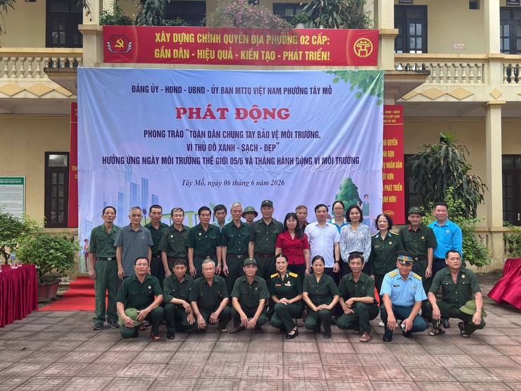 Phường Tây Mỗ phát động phong trào "Toàn dân chung tay bảo vệ môi trường vì Thủ đô Xanh - Sạch - Đẹp"- Ảnh 7.