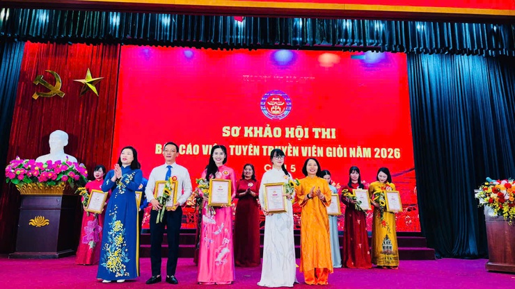 Xã Thiên Lộc giành giải Ba tại Hội thi báo cáo viên, tuyên truyền viên giỏi cụm 5 thành phố Hà Nội- Ảnh 2.