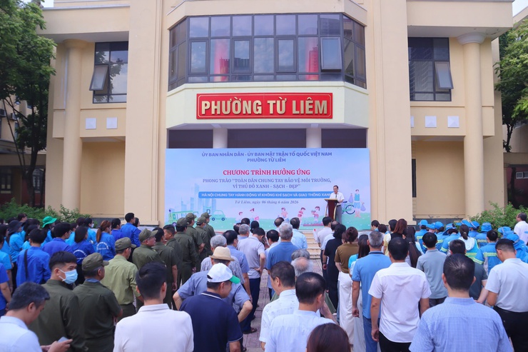 Phường Từ Liêm phát động phong trào “Toàn dân chung tay bảo vệ môi trường, vì Thủ đô xanh - sạch - đẹp”- Ảnh 4.