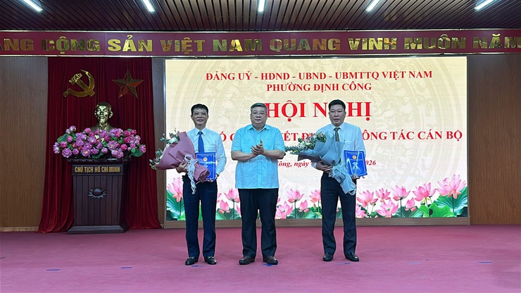 Cán bộ mới, nhiệm vụ mới: Định Công vững bước trong hành trình đổi mới- Ảnh 4.