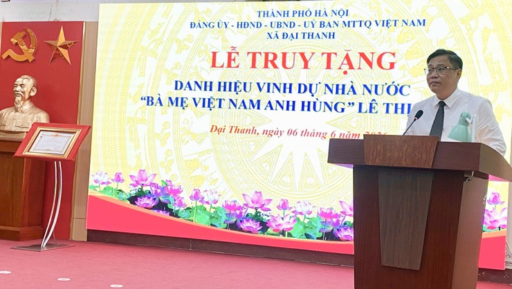 LỄ TRUY TẶNG DANH HIỆU VINH DỰ NHÀ NƯỚC “BÀ MẸ VIỆT NAM ANH HÙNG” ĐỐI VỚI MẸ LÊ THỊ HỢP- Ảnh 4.