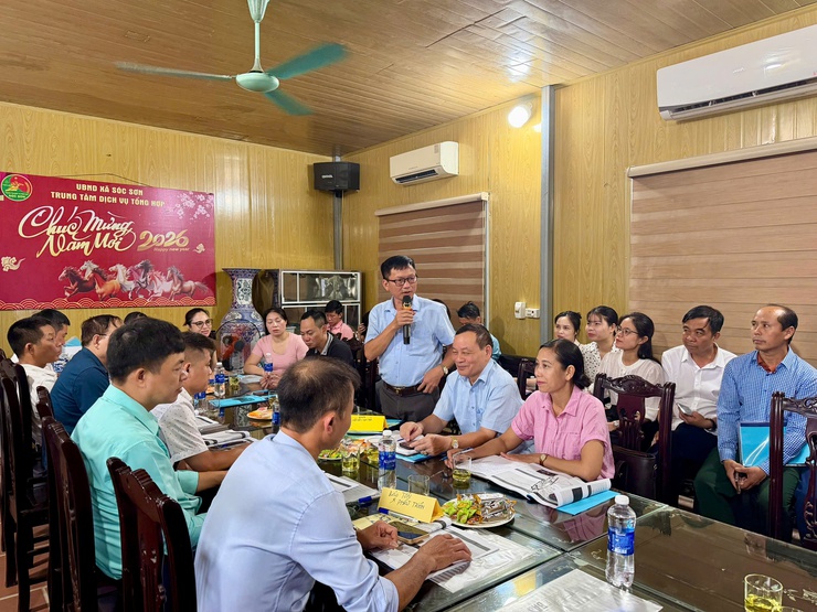 SÓC SƠN TỔ CHỨC TẬP HUẤN THỰC HÀNH KỸ NĂNG HƯỚNG DẪN, THUYẾT MINH, GIỚI THIỆU SẢN PHẨM DU LỊCH TRẢI NGHIỆM "ĐÊM ĐỀN SÓC - HÀO KHÍ THÁNH GIÓNG"- Ảnh 6.