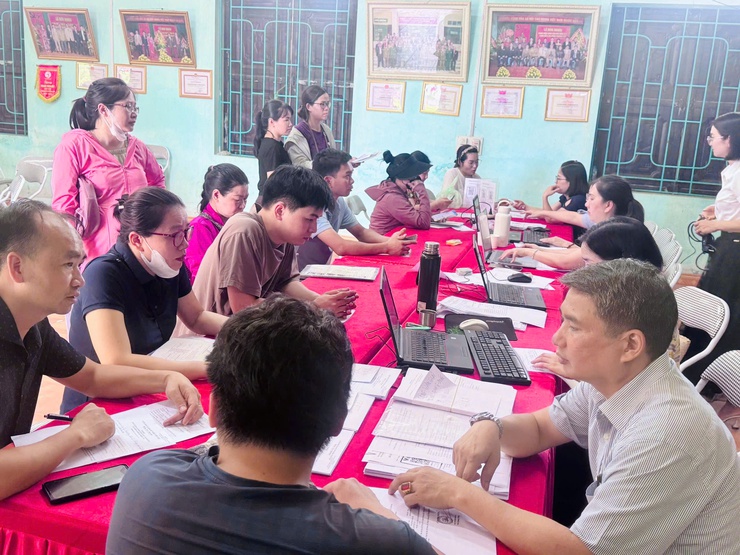 BHXH cơ sở Quốc Oai hướng dẫn hộ kinh doanh, doanh nghiệp tham gia BHXH, BHYT tại xã Phú Nghĩa- Ảnh 7.