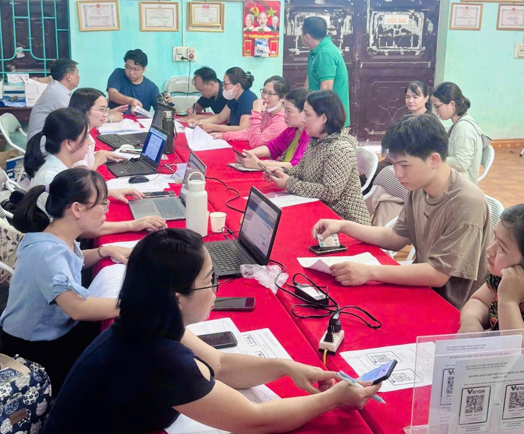 BHXH cơ sở Quốc Oai hướng dẫn hộ kinh doanh, doanh nghiệp tham gia BHXH, BHYT tại xã Phú Nghĩa- Ảnh 5.