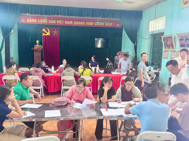 BHXH cơ sở Quốc Oai hướng dẫn hộ kinh doanh, doanh nghiệp tham gia BHXH, BHYT tại xã Phú Nghĩa- Ảnh 6.