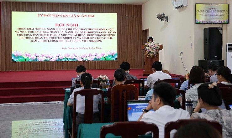 Xuân Mai triển khai Khung năng lực số cho công dân Hà Nội và hướng dẫn thực hiện đánh giá cán bộ theo OKR/KPI- Ảnh 2.