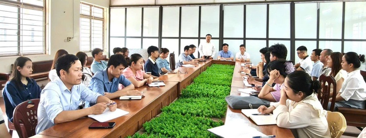 THƯỜNG TRỰC ĐẢNG ỦY XÃ DÂN HÒA THĂM, ĐỘNG VIÊN CÁN BỘ THỰC HIỆN NHIỆM VỤ GIẢI PHÓNG MẶT BẰNG VÀ GIẢI NGÂN VỐN ĐẦU TƯ CÔNG- Ảnh 1.