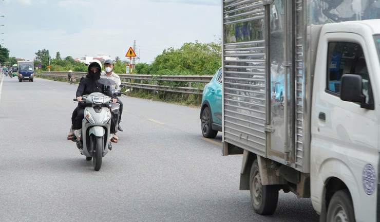 Đẩy nhanh tiến độ các công trình trọng điểm, tạo động lực phát triển địa phương- Ảnh 4.