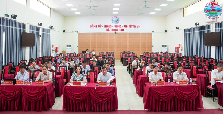 XÃ HƯNG ĐẠO THAM DỰ HỘI NGHỊ SƠ KẾT MỘT NĂM VẬN HÀNH BỘ MÁY CỦA HỆ THỐNG CHÍNH TRỊ VÀ CHÍNH QUYỀN ĐỊA PHƯƠNG HAI CẤP TRÊN ĐỊA BÀN THÀNH PHỐ HÀ NỘI- Ảnh 1.