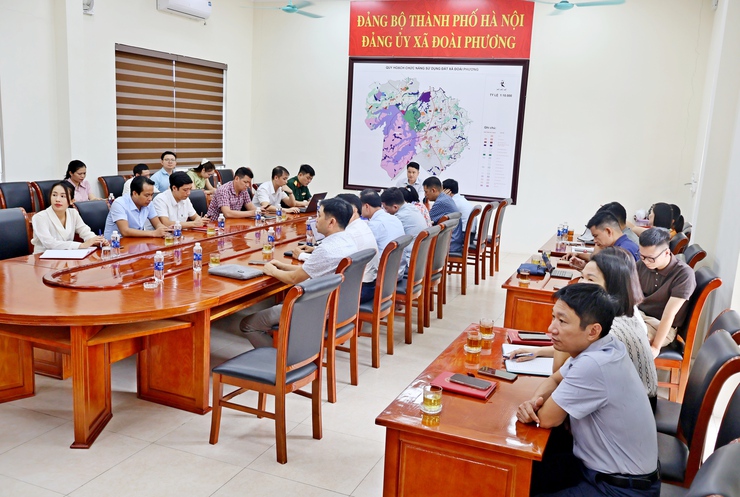 Xã Đoài Phương tham dự hội nghị trực tuyến sơ kết một năm vận hành bộ máy của hệ thống chính trị và chính quyền địa phương hai cấp của thành phố Hà Nội

- Ảnh 1.