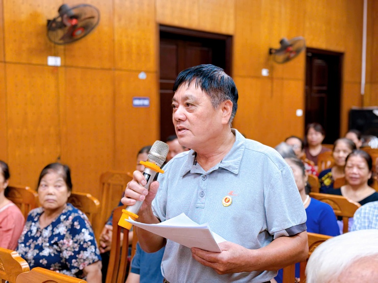 Tổ đại biểu HĐND phường số 6 tiếp xúc cử tri TDP Triều Khúc trước kỳ họp thứ 2 HĐND phường- Ảnh 4.
