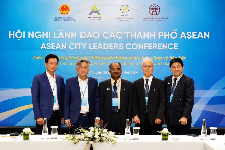 Trao đổi kinh nghiệm quốc tế về phát triển đô thị thông minh- Ảnh 4.