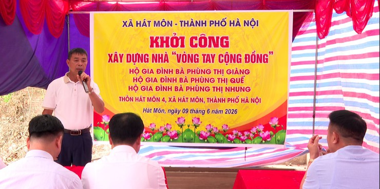Lễ khởi công xây dựng 3 ngôi nhà “Vòng tay cộng đồng” tại thôn Hát Môn 4 xã Hát Môn- Ảnh 5.