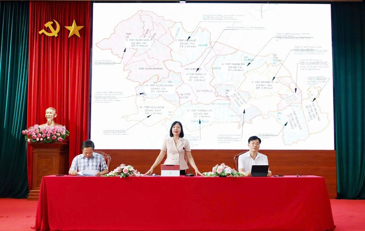 Phường Tùng Thiện tổ chức hội nghị lấy ý kiến về đề án sắp xếp tổ dân phố, tạo đồng thuận cho giai đoạn phát triển mới

- Ảnh 3.