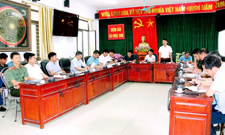 UBND XÃ PHÚC SƠN TỔ CHỨC HỘI NGHỊ ĐÁNH GIÁ KẾT QUẢ THỰC HIỆN NHIỆM VỤ VÀ TRIỂN KHAI NHIỆM VỤ TRỌNG TÂM THỜI GIAN TIẾP THEO- Ảnh 4.