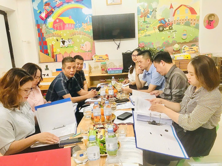BAN VĂN HÓA - XÃ HỘI HĐND XÃ NGỌC HỒI GIÁM SÁT CÔNG TÁC BẢO ĐẢM VỆ SINH AN TOÀN THỰC PHẨM TẠI CÁC TRƯỜNG MẦM NON  CÔNG LẬP, TƯ THỤC TRÊN ĐỊA BÀN XÃ- Ảnh 1.