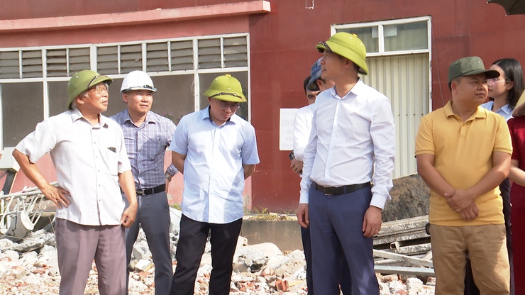 Lãnh đạo xã Phú Xuyên kiểm tra tiến độ Dự án nâng cấp, cải tạo Bệnh viện Đa khoa Phú Xuyên- Ảnh 6.