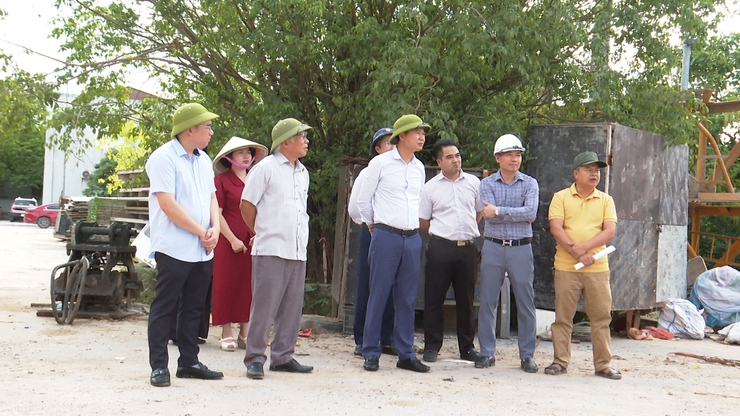 Lãnh đạo xã Phú Xuyên kiểm tra tiến độ Dự án nâng cấp, cải tạo Bệnh viện Đa khoa Phú Xuyên- Ảnh 1.