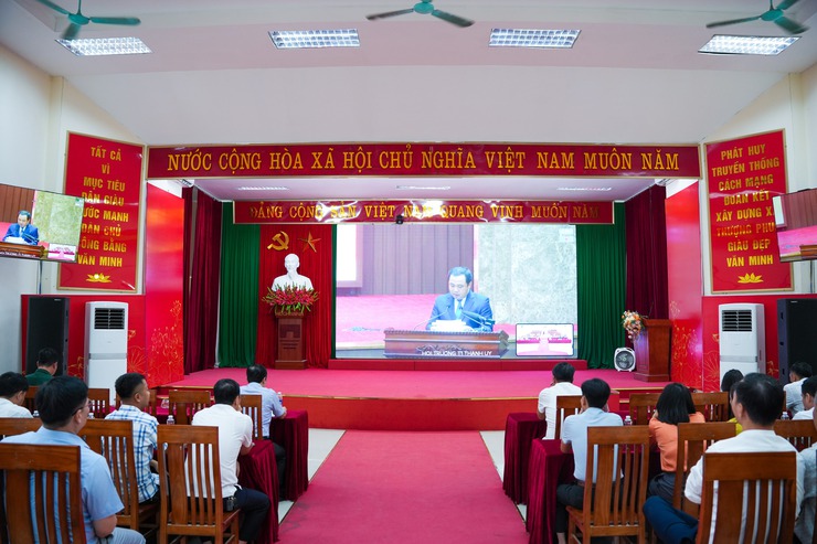 Thượng Phúc tham dự hội nghị sơ kết một năm vận hành bộ máy của hệ thống chính trị và chính quyền địa phương hai cấp trên địa bàn Hà Nội- Ảnh 4.