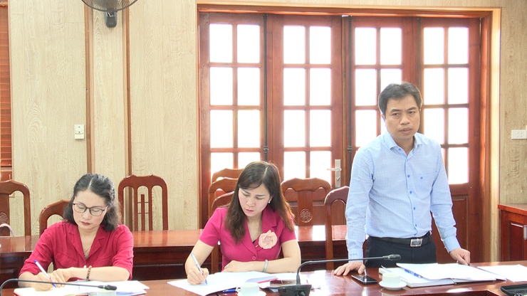 Đồng chí Nguyễn Đình Trường - Bí thư Đảng ủy xã chủ trì giao ban công tác giải ngân vốn đầu tư công, giải phóng mặt bằng- Ảnh 3.