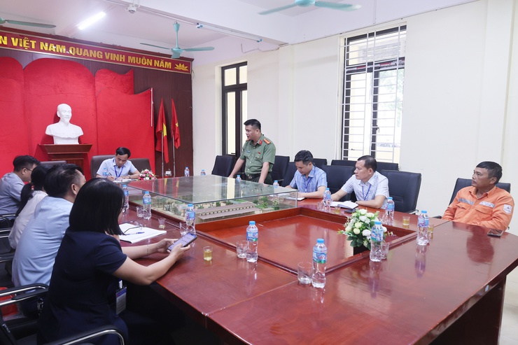 Xã Hòa Phú: Kiểm tra công tác chuẩn bị cơ sở vật chất và các điều kiện đảm bảo phục vụ kỳ thi tốt nghiệp THPT năm 2026- Ảnh 7.