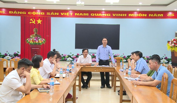 UBND xã Phúc Lộc kiểm tra công tác chuẩn bị Kỳ thi tốt nghiệp THPT năm 2026 tại điểm thi THPT Phúc Thọ- Ảnh 1.