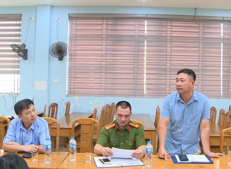 UBND xã Phúc Lộc kiểm tra công tác chuẩn bị Kỳ thi tốt nghiệp THPT năm 2026 tại điểm thi THPT Phúc Thọ- Ảnh 5.