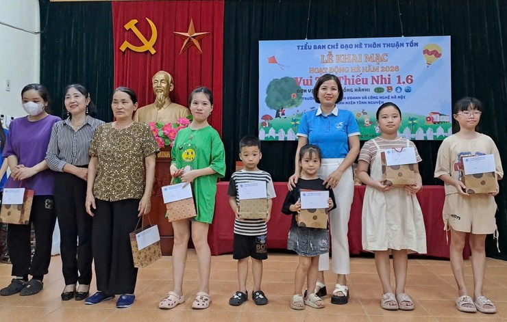 Sôi nổi các hoạt động khai mạc hè năm 2026 tại các thôn trên địa bàn xã Bát Tràng- Ảnh 4.